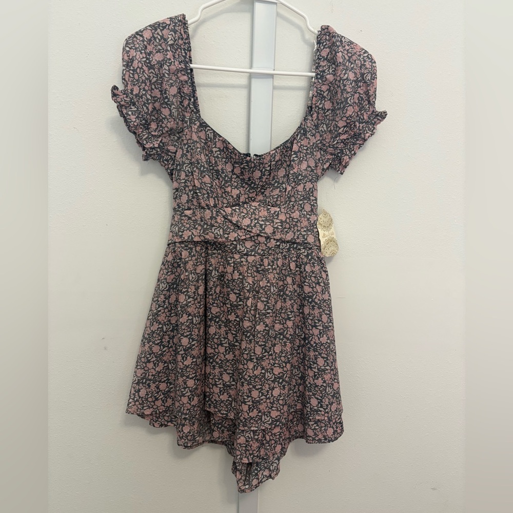 NWT Altar'd State Mauve Floral Romper